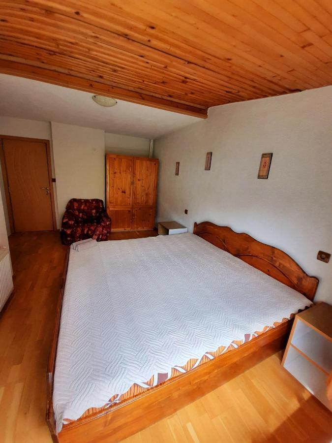 Guesthouse Classic Dospat Luaran gambar