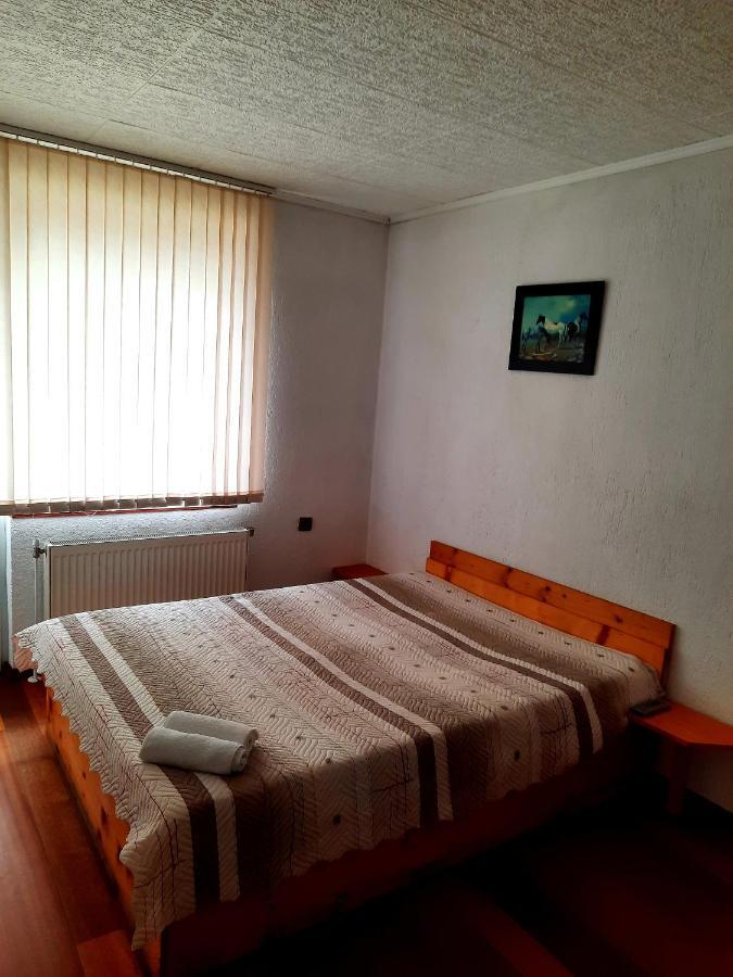 Guesthouse Classic Dospat Luaran gambar