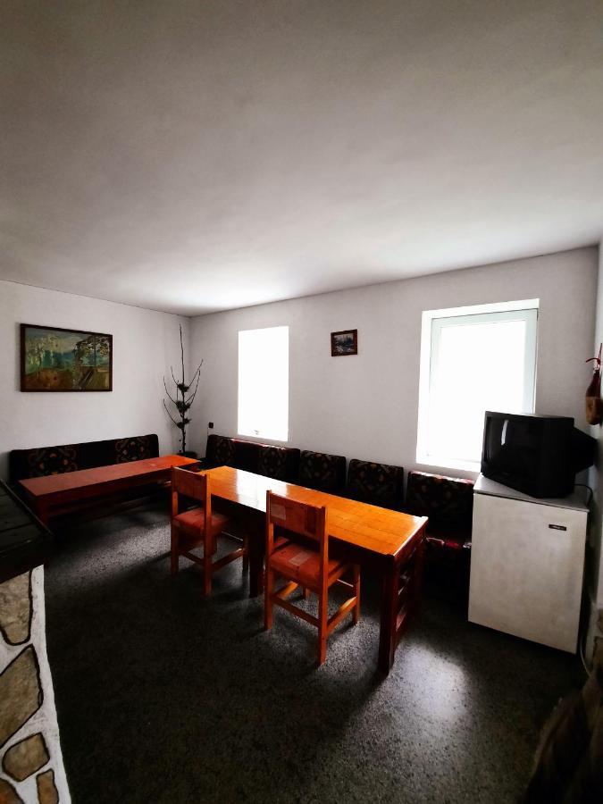 Guesthouse Classic Dospat Luaran gambar